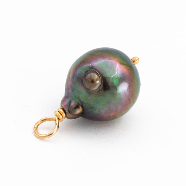 Tahitian baroque pearl pendant charm A