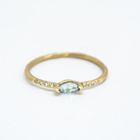 Oval Aquamarine Sparkle Ring