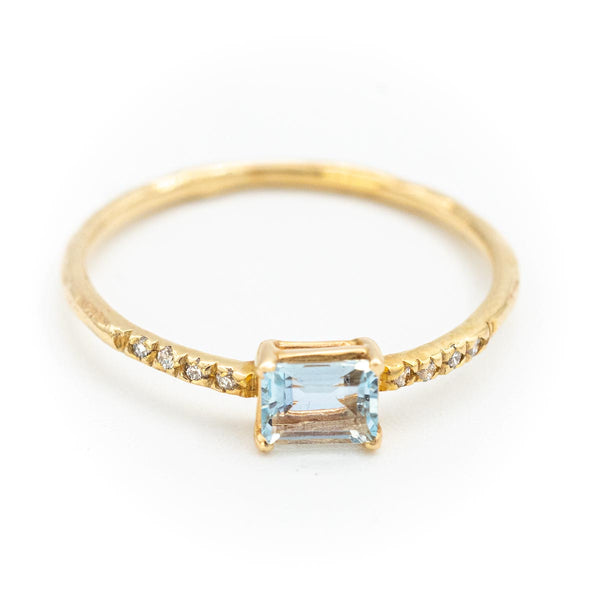 Classic Aquamarine Sparkle Ring
