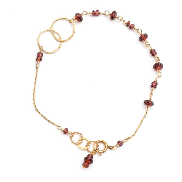 Two rings Garnet Bracelet