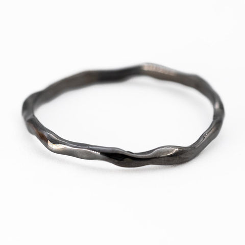 Black Gold "Une" ring