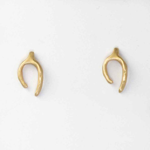 golden-wishbone-earrings