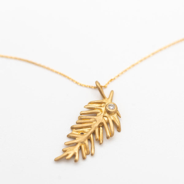 Hane (feather) Sparkle Necklace